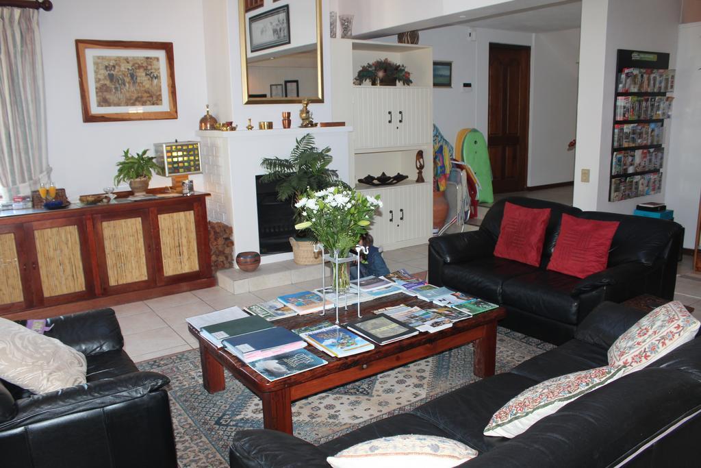 Bayside Lodge Garden Route B&B Plettenbergbaai Buitenkant foto