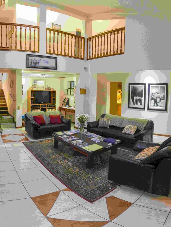 Bayside Lodge Garden Route B&B Plettenbergbaai Buitenkant foto